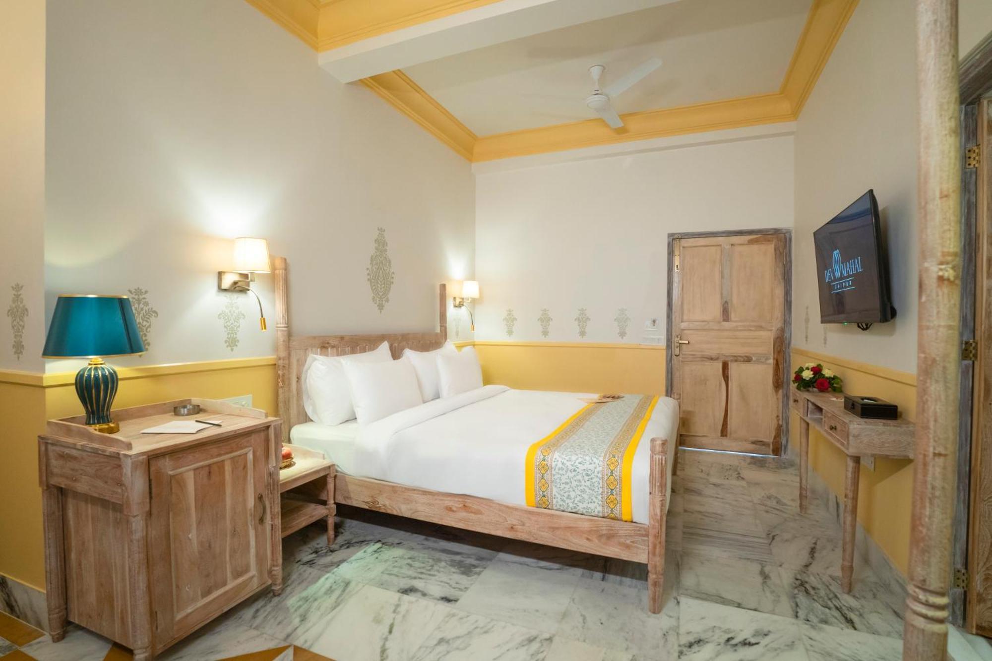 Dev Mahal - A Boutique Heritage Hotel Jaipur Buitenkant foto