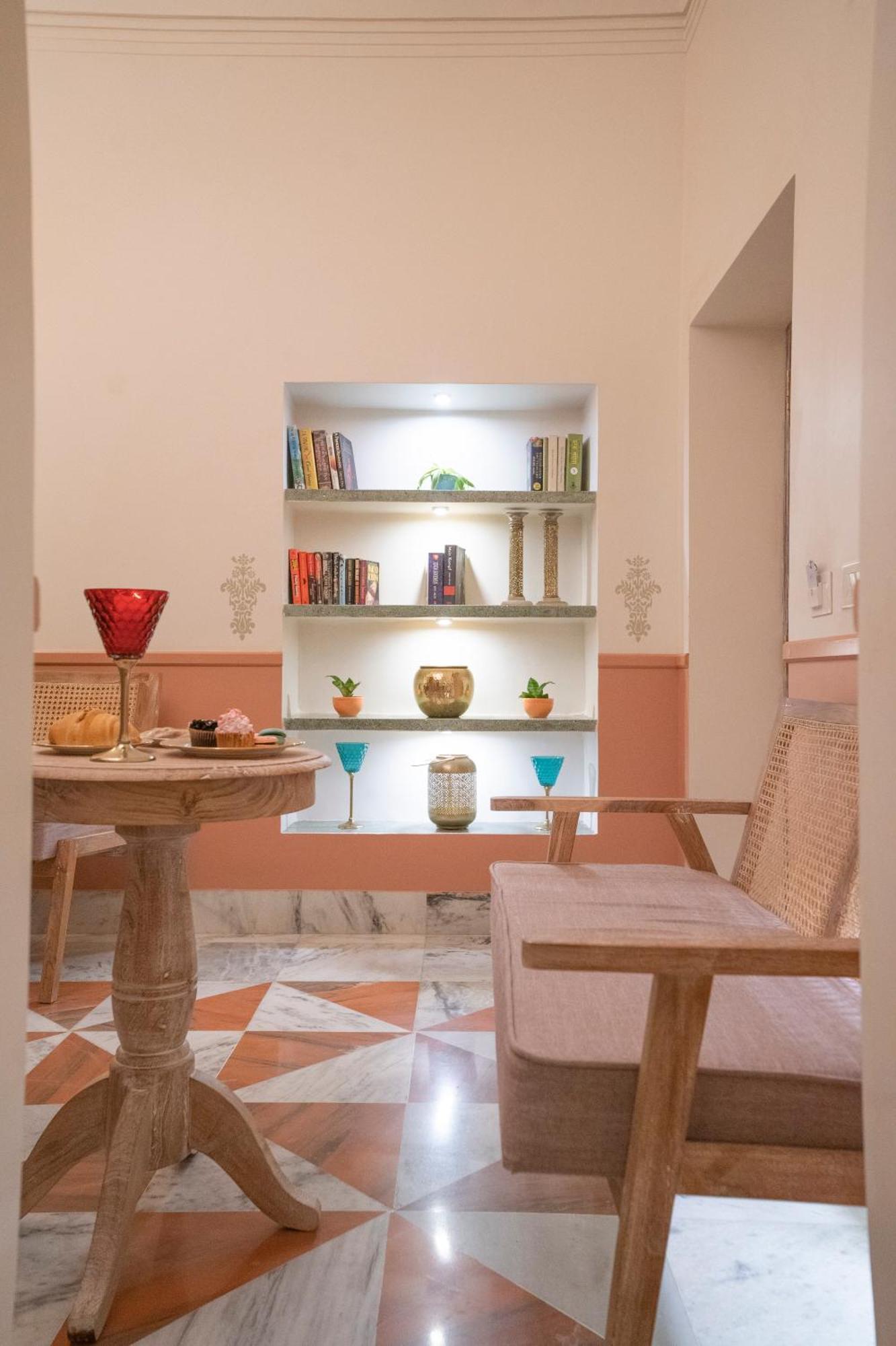 Dev Mahal - A Boutique Heritage Hotel Jaipur Buitenkant foto