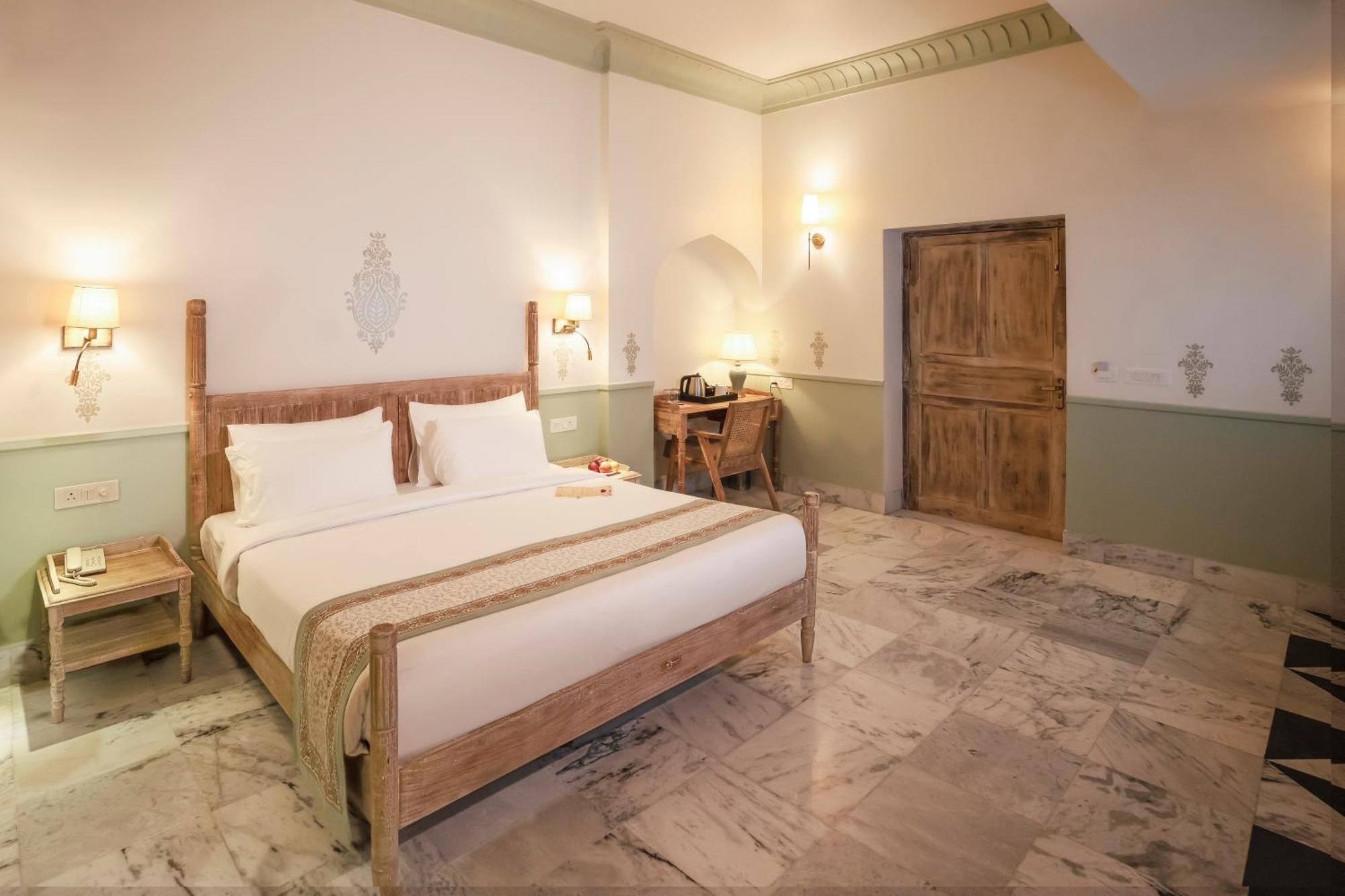 Dev Mahal - A Boutique Heritage Hotel Jaipur Buitenkant foto