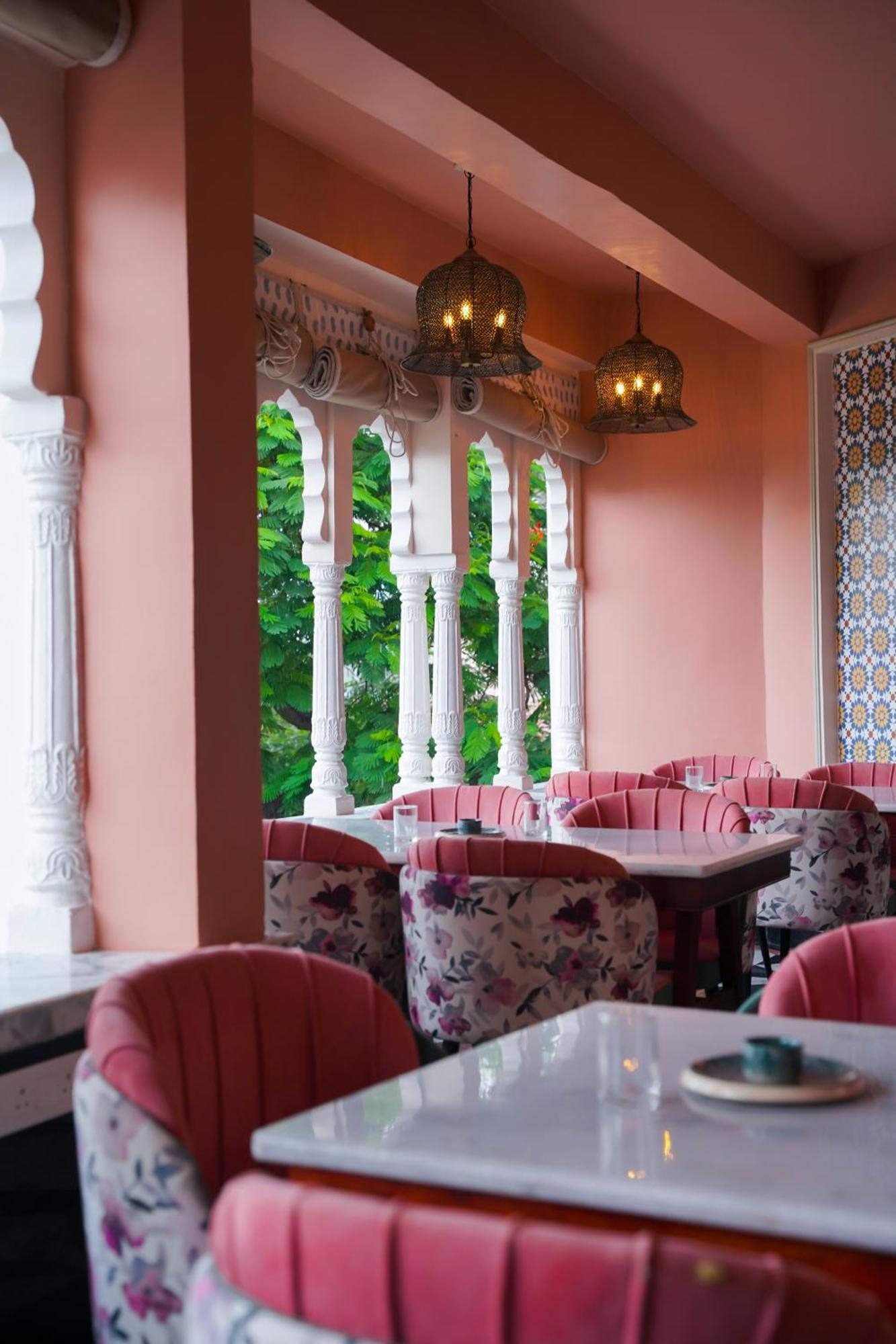 Dev Mahal - A Boutique Heritage Hotel Jaipur Buitenkant foto