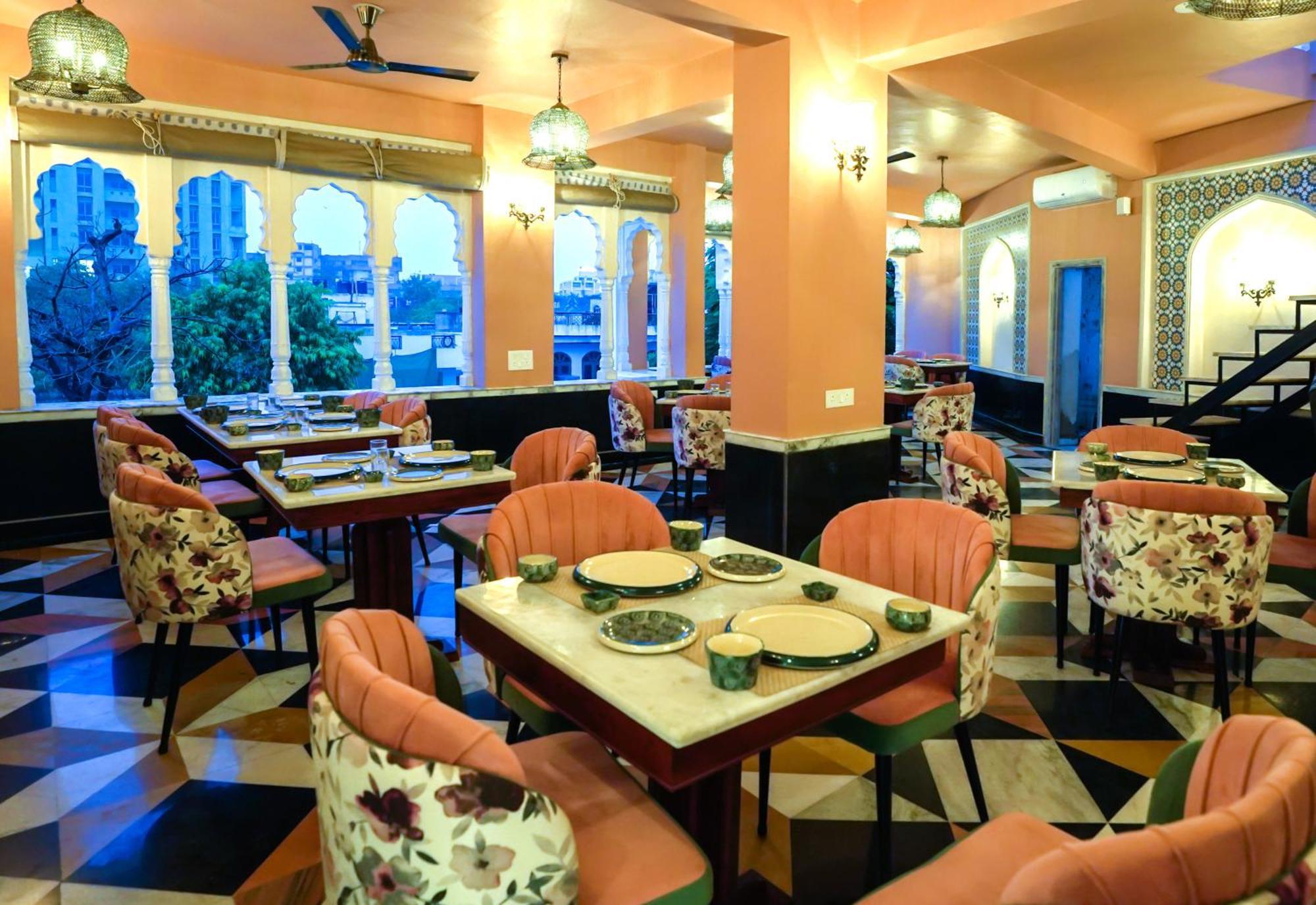 Dev Mahal - A Boutique Heritage Hotel Jaipur Buitenkant foto