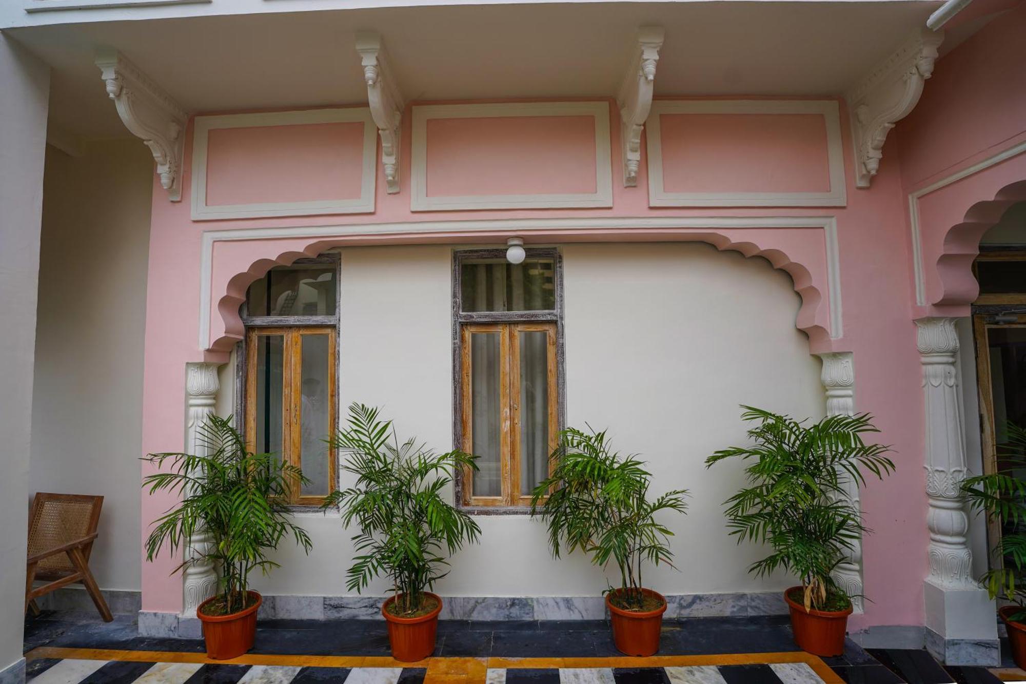 Dev Mahal - A Boutique Heritage Hotel Jaipur Buitenkant foto