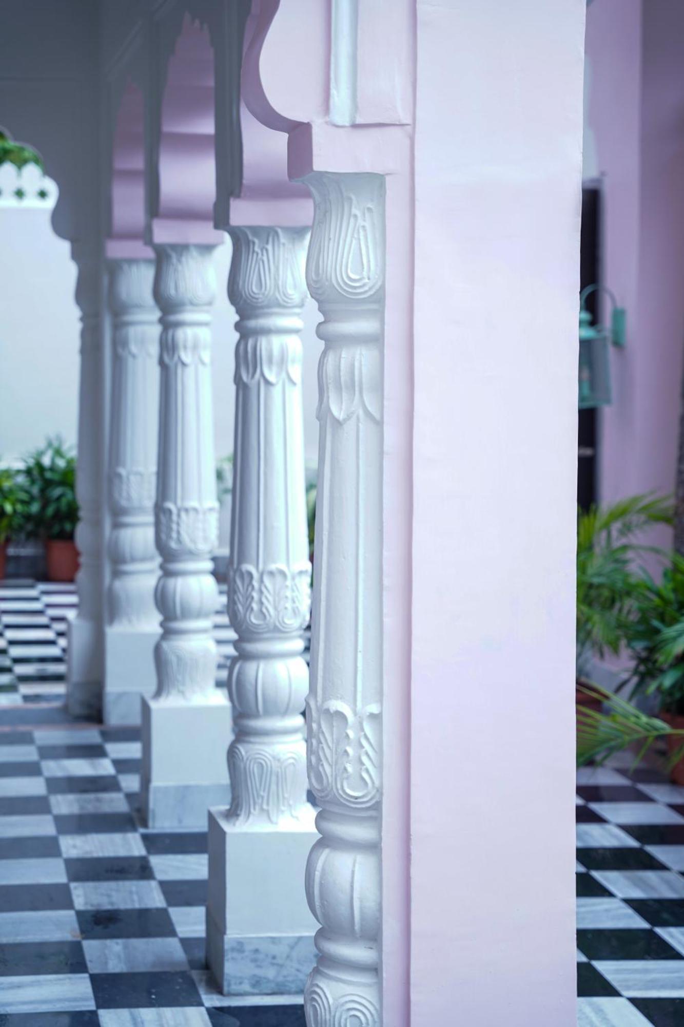 Dev Mahal - A Boutique Heritage Hotel Jaipur Buitenkant foto